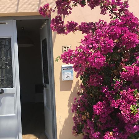 Appartement Central Des Terres Chaudes Proche Bord De Mer مينتون المظهر الخارجي الصورة